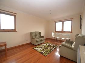 2 Bedroom Flat