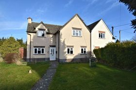 3 Bedroom Semi-Detac...