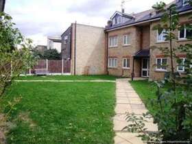 1 Bedroom Flat