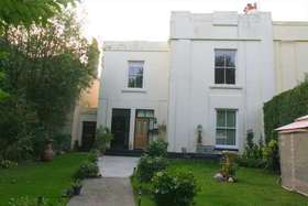 1 Bedroom Apartment