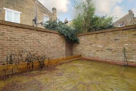 2 Bedroom Flat