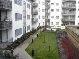 1 Bedroom Flat