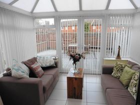 3 Bedroom Semi-Detac...
