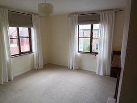 1 Bedroom Flat
