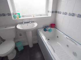 4 Bedroom Semi-Detac...