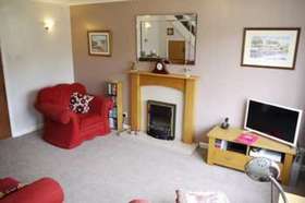 3 Bedroom Semi-Detac...