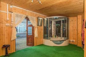 5 Bedroom Detached