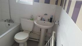 5 Bedroom End of Ter...