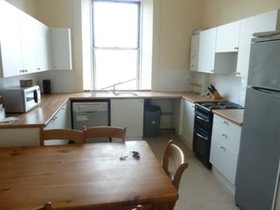 4&nbsp;Bedroom&nbsp;Flat