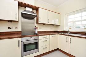 2 Bedroom Flat