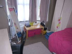 6&nbsp;Bedroom&nbsp;Detached