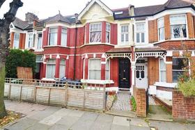 7 Bedroom Terraced