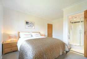 5&nbsp;Bedroom&nbsp;Detached