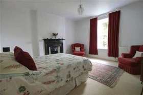 5 Bedroom End of Ter...