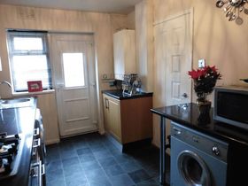 3 Bedroom Semi-Detac...