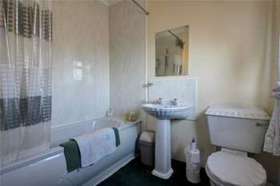 4 Bedroom End of Ter...