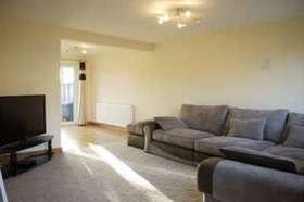 3 Bedroom Semi-Detac...
