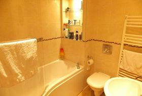2 Bedroom Flat