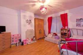 3 Bedroom Semi-Detac...