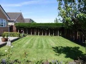 2&nbsp;Bedroom&nbsp;Detached