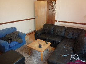 6 Bedroom Terraced