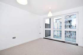 1 Bedroom Flat