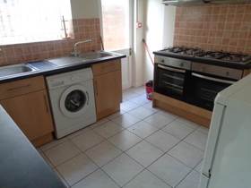 6 Bedroom Detached