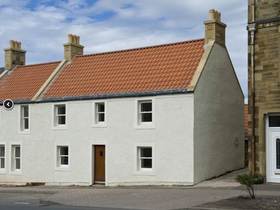 4 Bedroom Flat