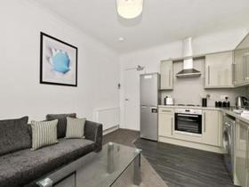 3&nbsp;Bedroom&nbsp;Flat