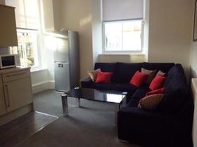 5 Bedroom Flat