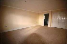 5 Bedroom Property