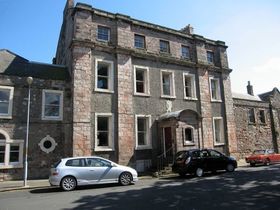 6 Bedroom Detached
