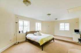 3 Bedroom Semi-Detac...