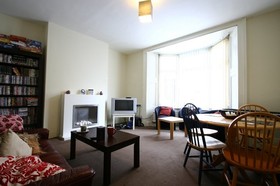 5 Bedroom House Shar...