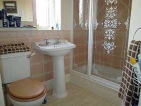 4 Bedroom Semi-Detac...