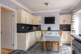 3 Bedroom Semi-Detac...