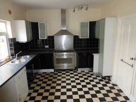 3 Bedroom Semi-Detac...