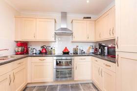 2 Bedroom Flat