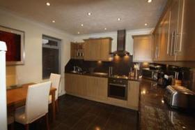 2 Bedroom Flat