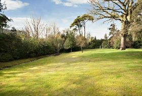 5 Bedroom Detached