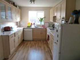 4 Bedroom Town House
