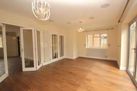 5 Bedroom Detached