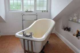 6 Bedroom Detached