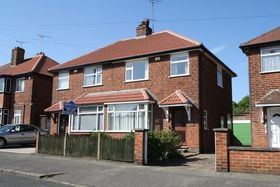 3 Bedroom Semi-Detac...