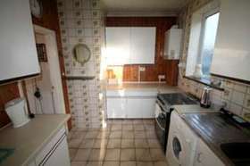 3 Bedroom End of Ter...