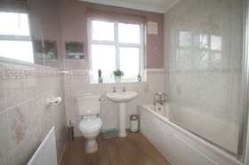3 Bedroom End of Ter...