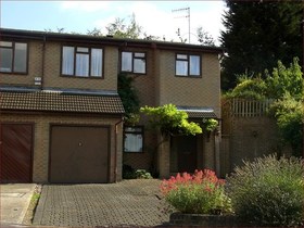 5 Bedroom Semi-Detac...