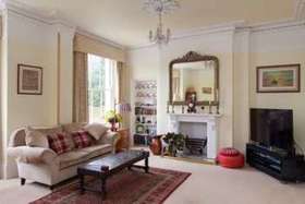 4 Bedroom End of Ter...