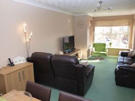 2 Bedroom Flat
