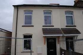 2 Bedroom End of Ter...